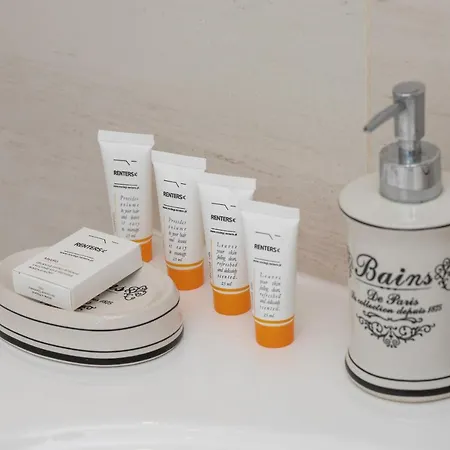 Апартаменти Seaside With Gym By Renters